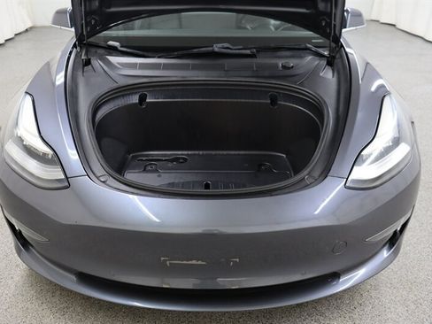 Used 2020 Tesla Model 3 Standard Range RWD image 26