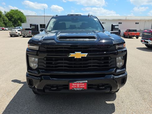 New 2026 Chevrolet Silverado 2500 Custom AWD/4WD image 3