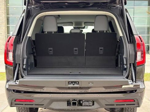 New 2026 Ford Expedition Active RWD image 22