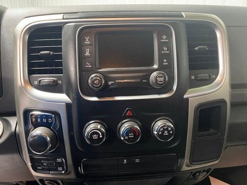 Used 2019 RAM 1500 Classic SLT image 7