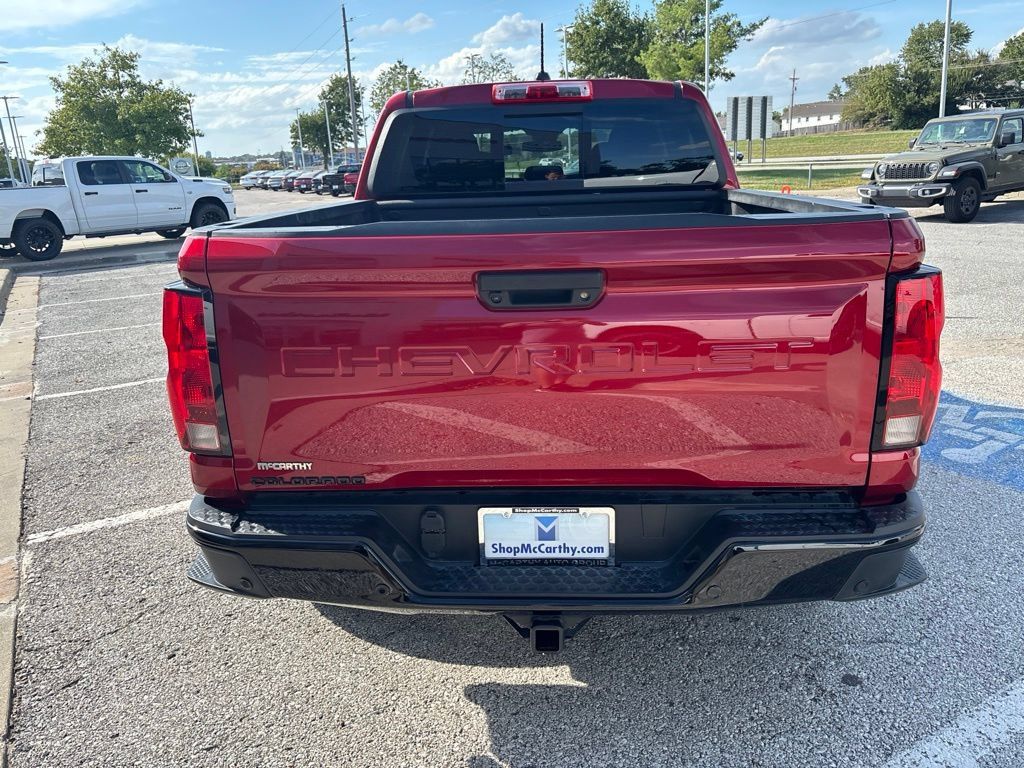 Used 2026 Chevrolet Colorado Trail Boss AWD/4WD image 7