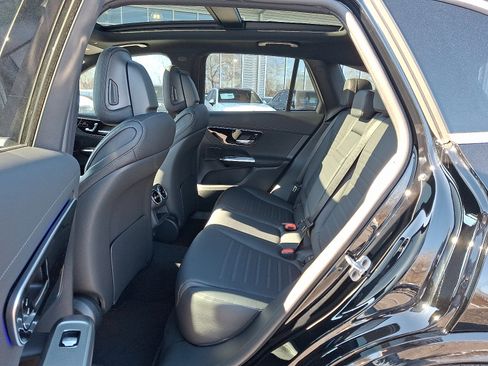 New 2026 Mercedes-Benz GLC 300 4MATIC image 8