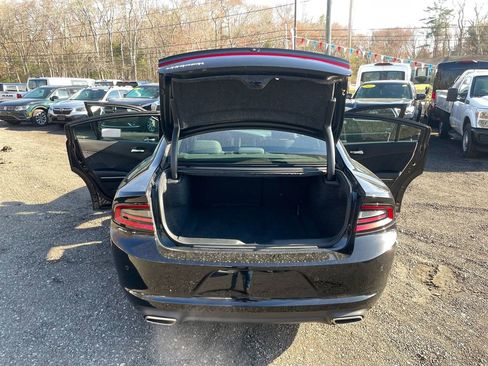 Used 2020 Dodge Charger SXT RWD image 24