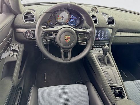 Used 2025 Porsche 718 Boxster Spyder RS image 22