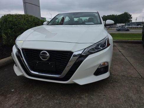 Used 2019 Nissan Altima 2.5 SL AWD/4WD image 6