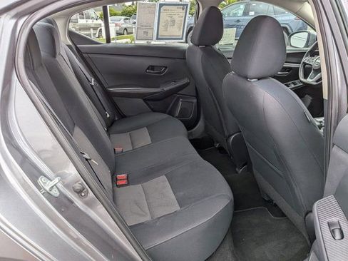 Used 2024 Nissan Sentra SV FWD image 7