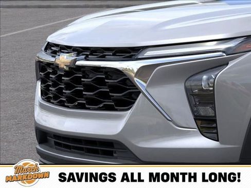 New 2026 Chevrolet Trax LT w/ Driver Confidence Package image 13