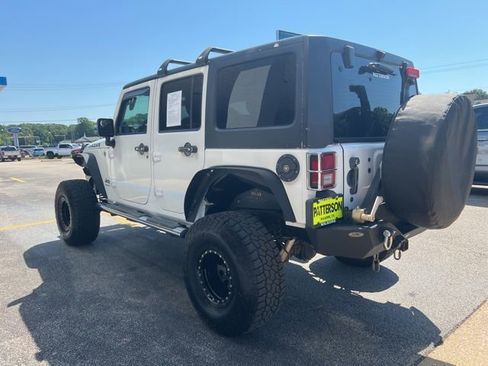 Used 2013 Jeep Wrangler Unlimited Sport AWD/4WD image 9