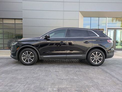Used 2022 Lincoln Nautilus AWD w/ Premium Package image 8