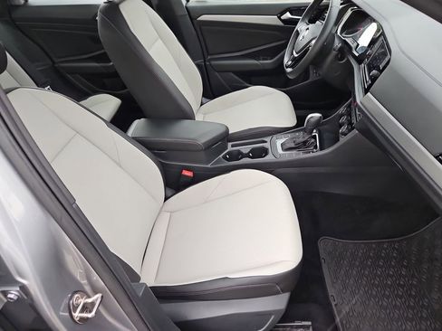 Used 2021 Volkswagen Jetta R-Line w/ R-Line Cold Weather Package image 14