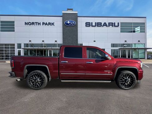 Used 2017 GMC Sierra 1500 Denali w/ Denali Ultimate Package image 2