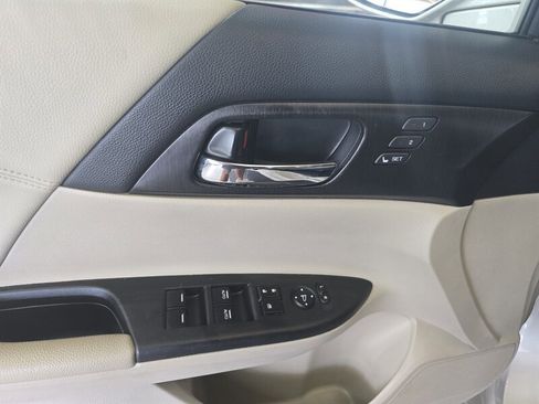 Used 2013 Honda Accord EX-L image 16