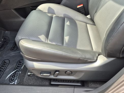 Certified 2023 Nissan Rogue SV w/ SV Premium B Package FWD image 20