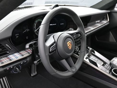 Certified 2025 Porsche 911 Turbo AWD/4WD image 18