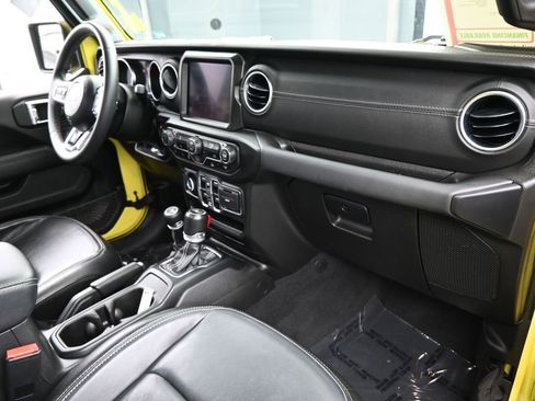 Used 2023 Jeep Wrangler Unlimited Sahara image 48