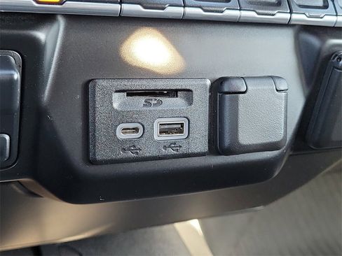 Used 2020 Chevrolet Silverado 2500 LT w/ All Star Edition image 10