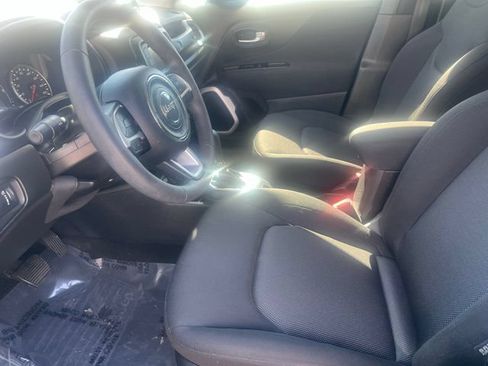 Used 2019 Jeep Renegade Sport w/ Sport Appearance Group AWD/4WD image 15