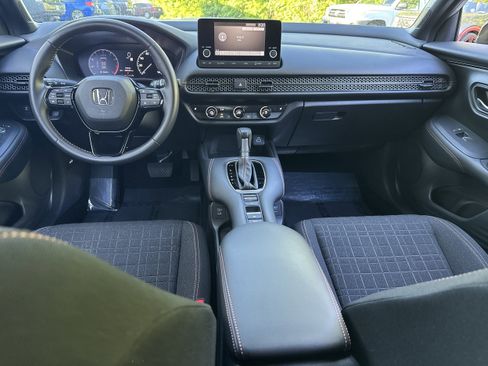 Used 2024 Honda HR-V Sport image 13