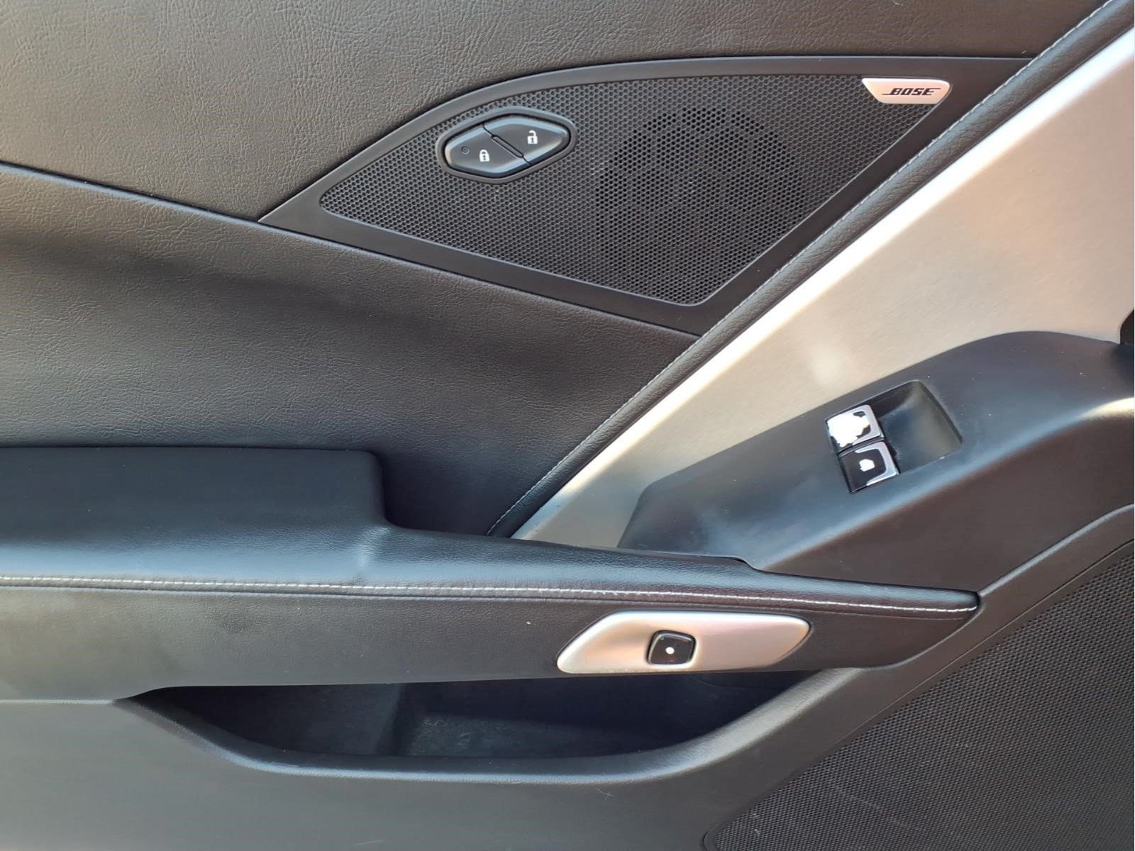 Used 2014 Chevrolet Corvette Stingray Convertible w/ Battery Protection Package RWD image 24