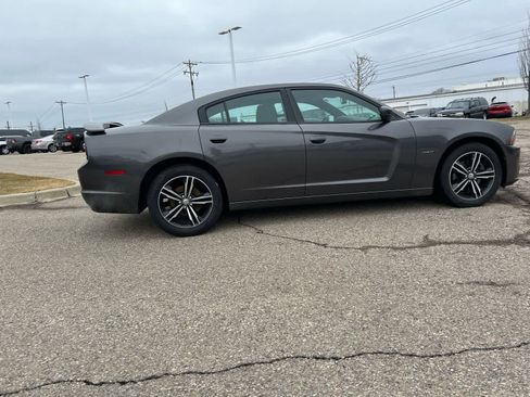 Used 2014 Dodge Charger R/T image 11