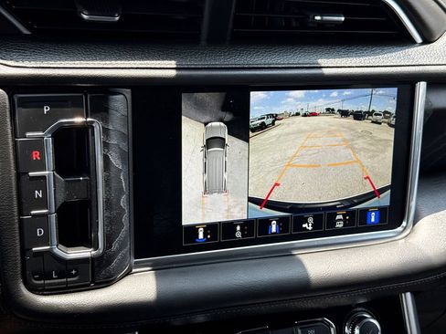 Used 2022 GMC Yukon Denali AWD/4WD image 27