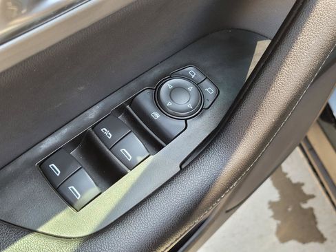 Used 2020 Chevrolet Blazer LT FWD image 25