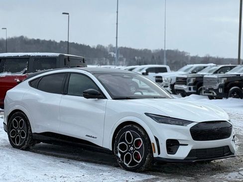 Certified 2023 Ford Mustang Mach-E GT image 38