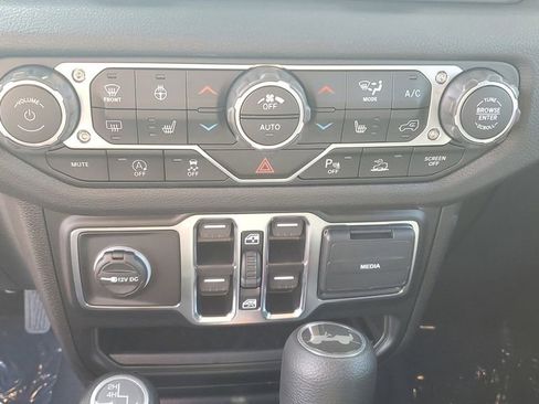 New 2025 Jeep Wrangler Sport S image 25