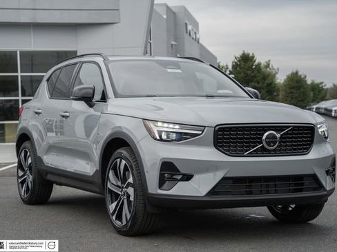 New 2026 Volvo XC40 B5 Ultra w/ Protection Package Premier image 1