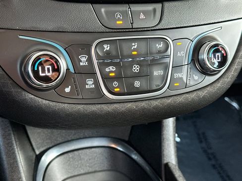 Used 2023 Chevrolet Malibu LT image 19