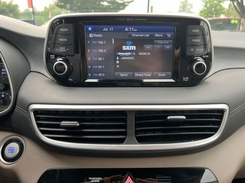 Used 2019 Hyundai Tucson Limited AWD/4WD image 18