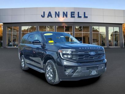 Used 2025 Ford Expedition Active