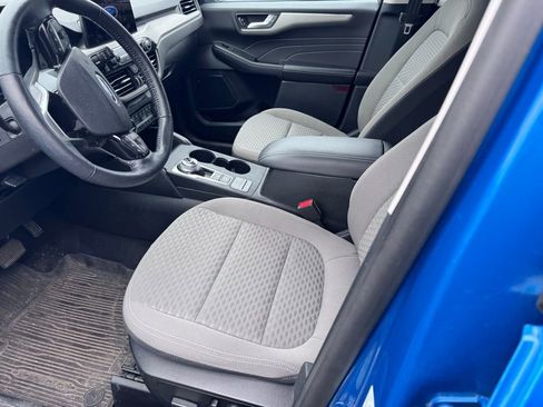 Used 2021 Ford Escape SE w/ Convenience Package image 7