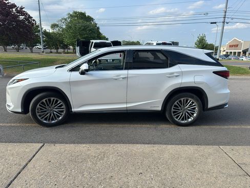Used 2020 Lexus RX 450hL Luxury w/ Accessory Package AWD/4WD image 8