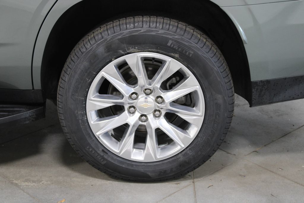 Used 2023 Chevrolet Tahoe Premier RWD image 18