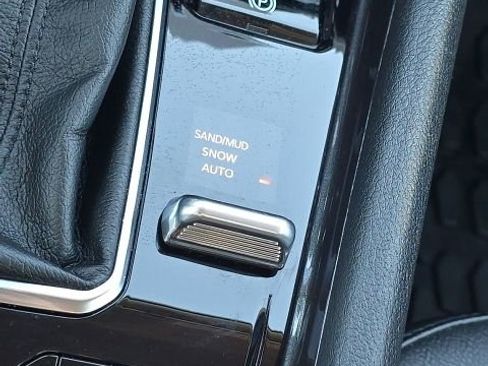 Used 2022 Jeep Compass Latitude image 36