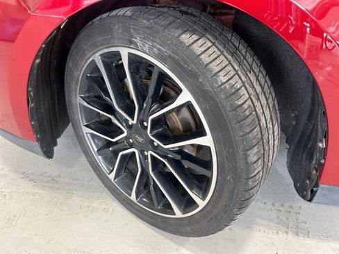 Used 2017 Ford Taurus SEL w/ Equipment Group 201A image 13