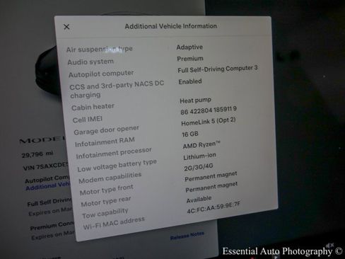 Used 2022 Tesla Model X image 35