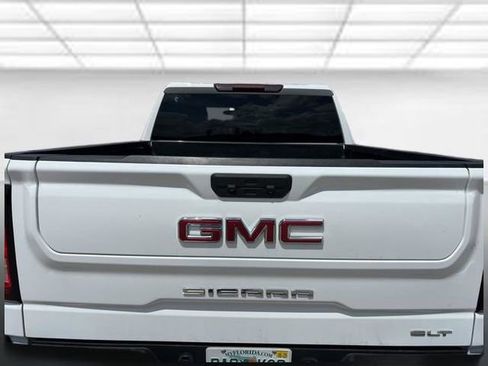 Used 2024 GMC Sierra 1500 SLT image 5