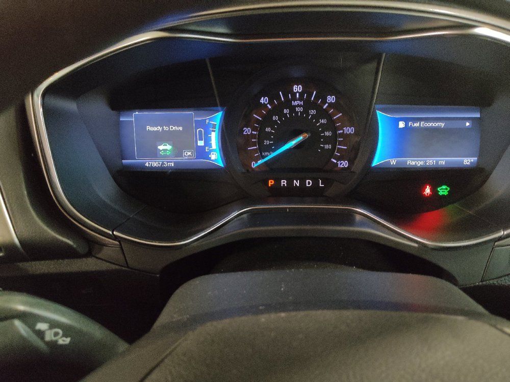 Used 2018 Ford Fusion S FWD image 23