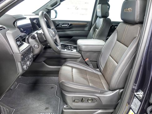 New 2025 Chevrolet Tahoe High Country image 9