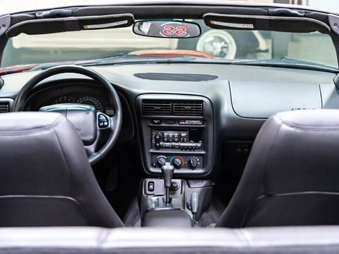 Used 2002 Chevrolet Camaro Z28 w/ SS Performance/Appearance Pkg image 21