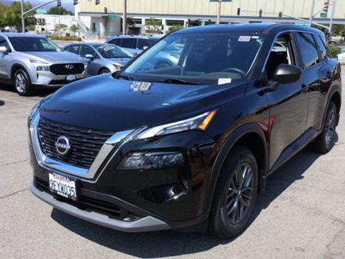 Certified 2023 Nissan Rogue S image 8