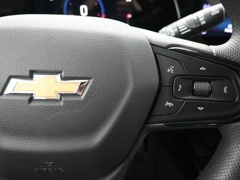 New 2026 Chevrolet Trax LT FWD image 25