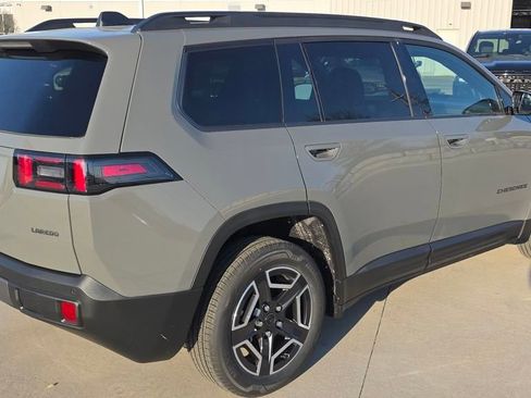 New 2026 Jeep Cherokee Laredo AWD/4WD image 5