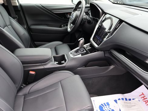 Used 2024 Subaru Outback Limited image 12