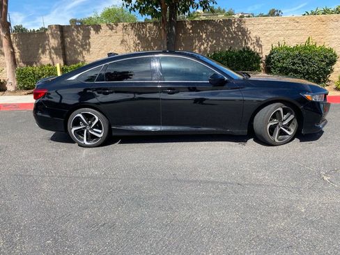 Used 2021 Honda Accord Sport image 7