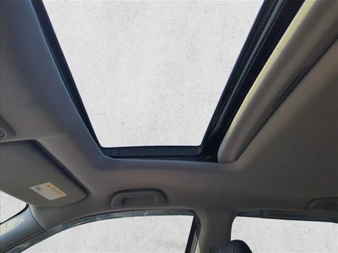 Used 2022 Honda Ridgeline RTL-E image 10