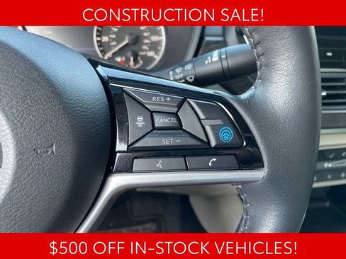 Used 2023 Nissan Altima 2.5 SL FWD image 29