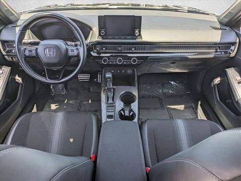 Used 2025 Honda Civic Sport image 16